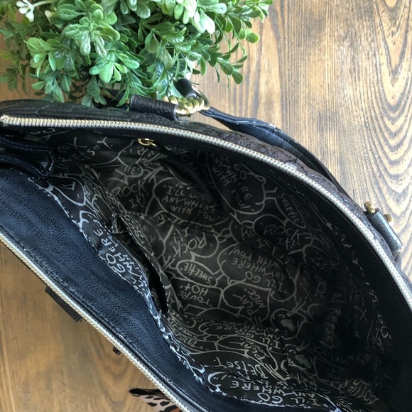 Betsey Johnson black quilt shoulder bag animal print with  bow - Picture 9 of 13